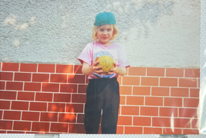 nicole-childhood